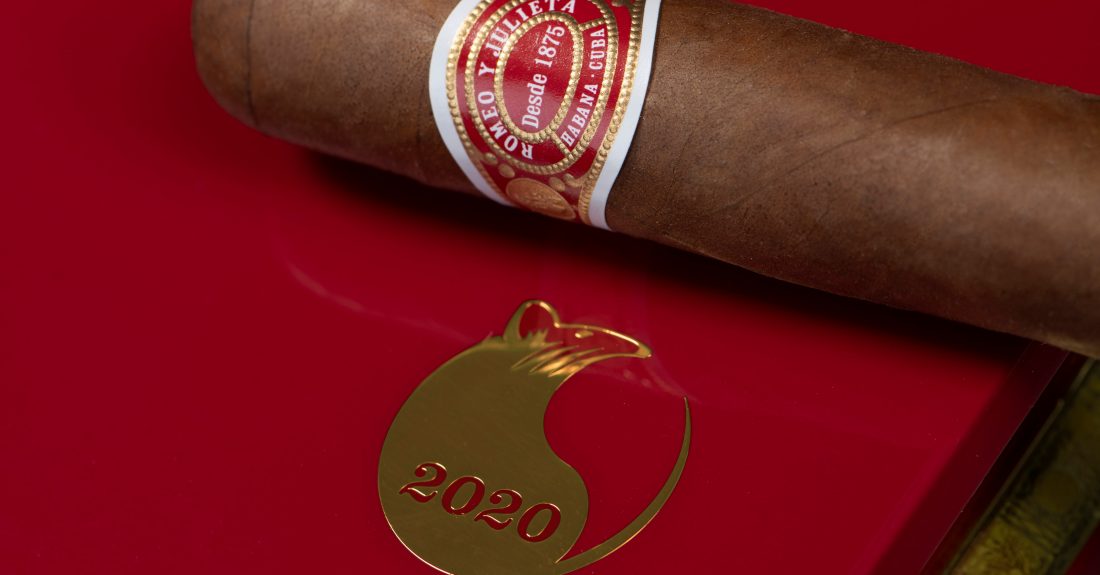 Romeo y Julieta celebrate Chinese New Year