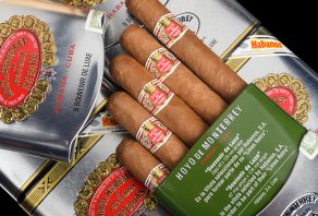 Hoyo de Monterrey Souvenir de Luxe